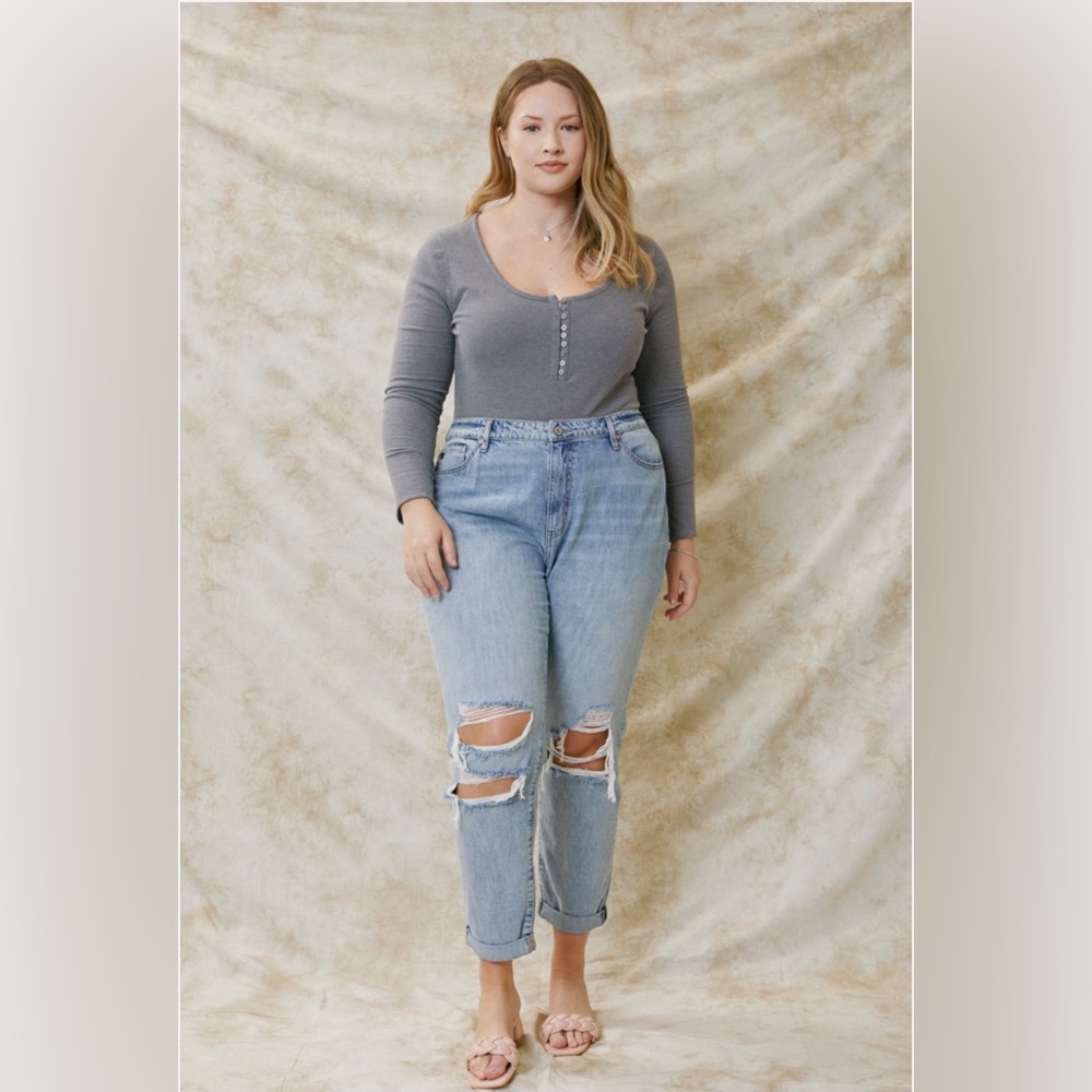 Kan Can High Rise Cuffed Mom Jeans
